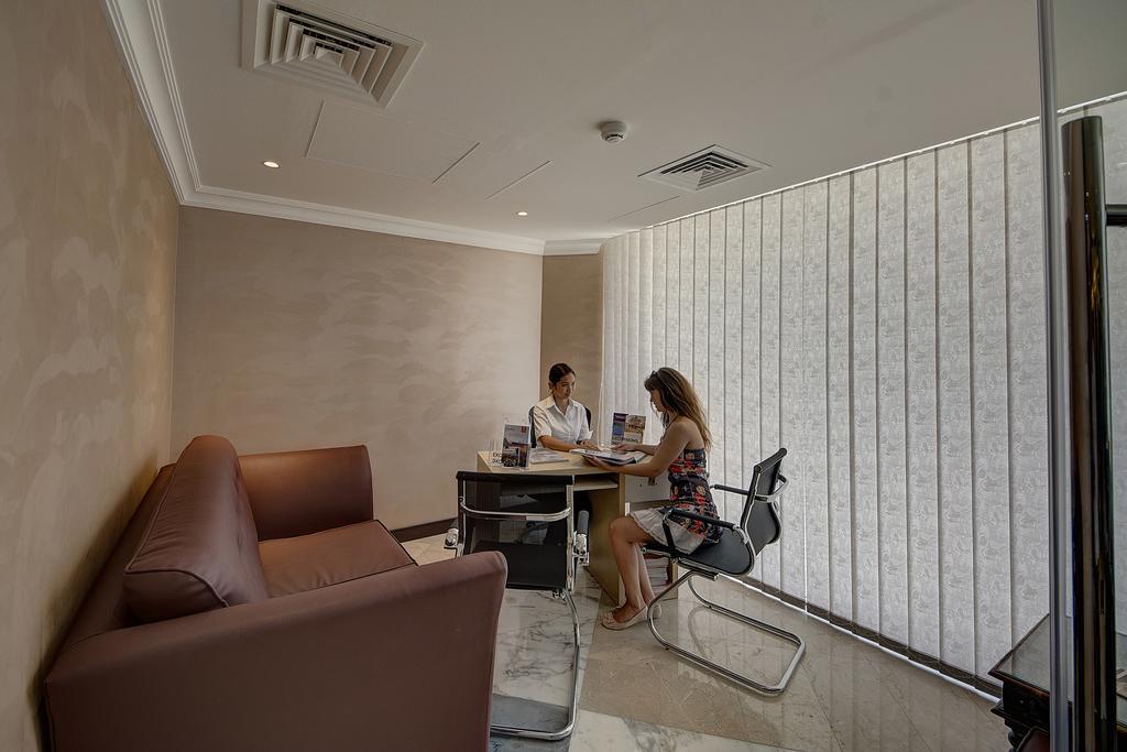 Ajman Beach Hotel Exterior photo