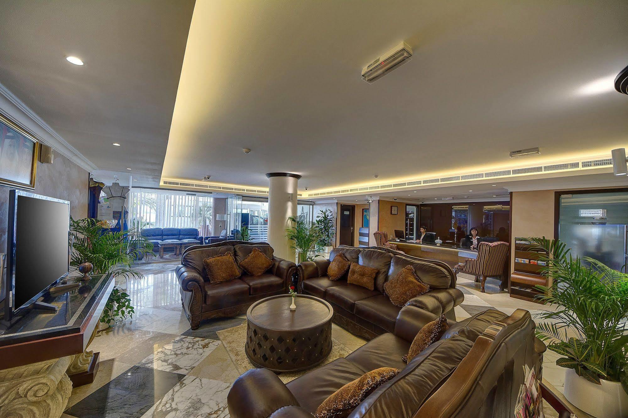 Ajman Beach Hotel Exterior photo